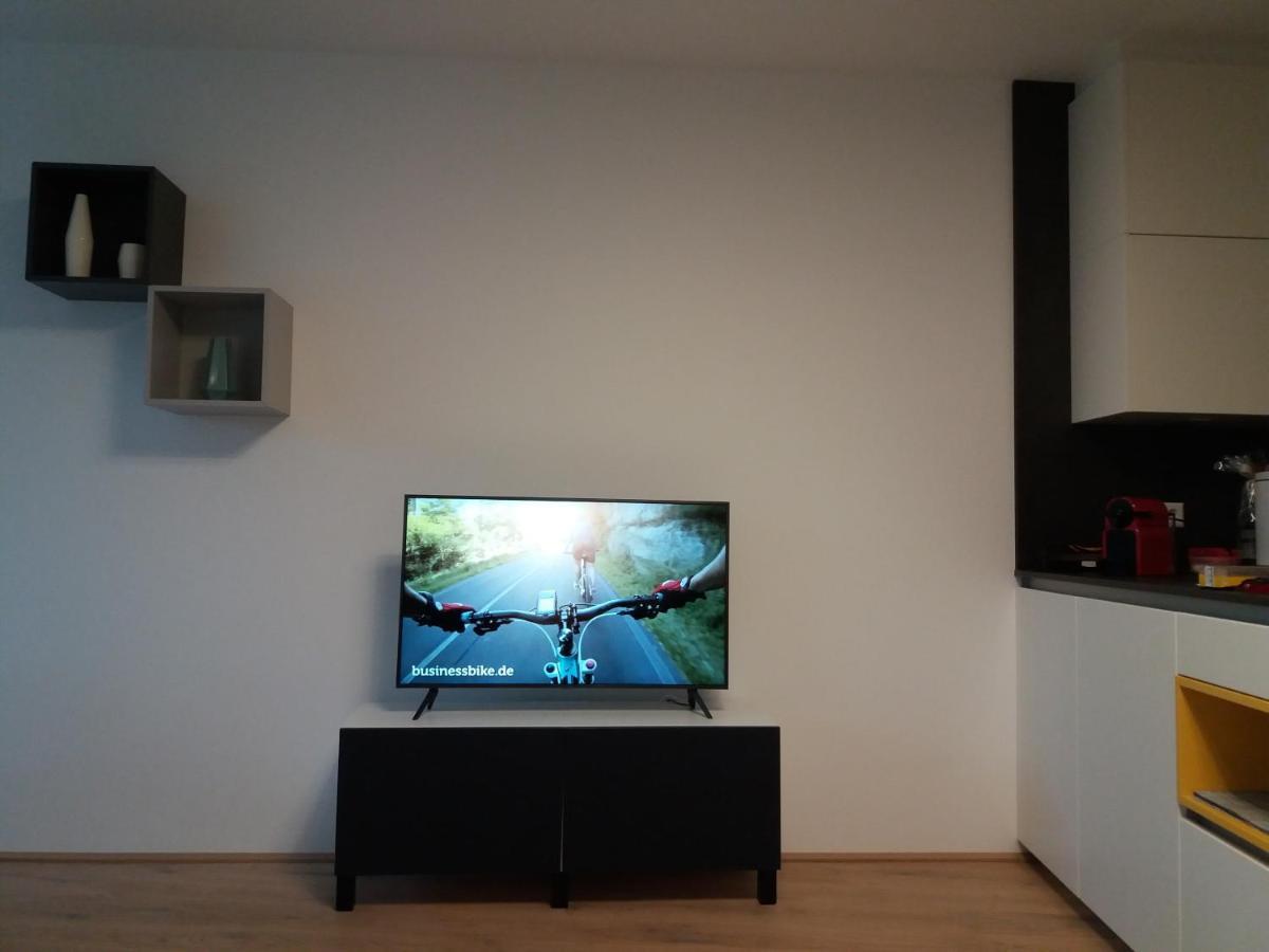 Top 5 Alpe Maritima - Traumhafte Ferienwohnung Mit Seeblick Und Bergkulisse Am Ossiacher See Annenheim Kültér fotó